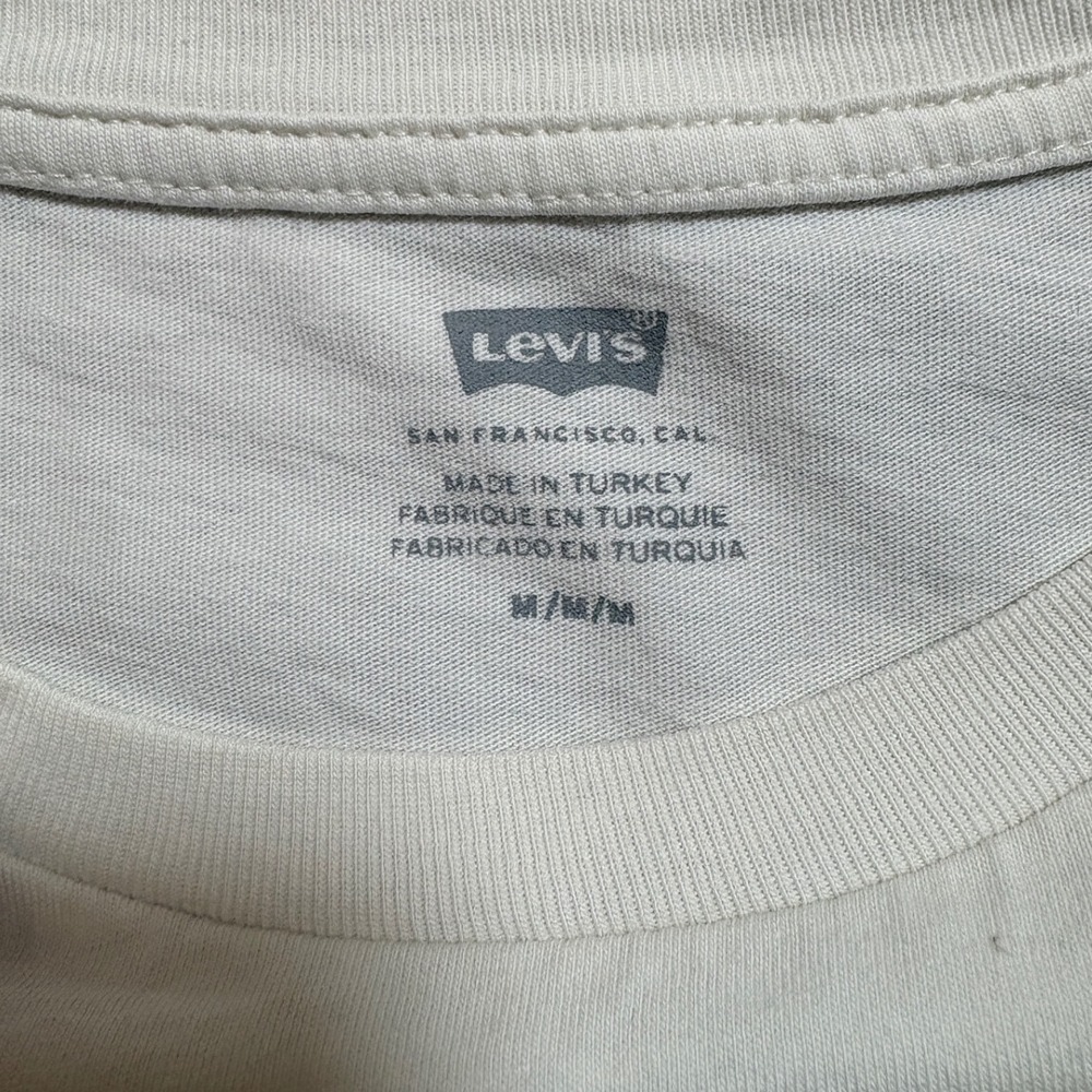 Levi Strauss Womens Graphic T Shirt White Built Strong Horse 1873 Cotton Medium - Picture 6 of 7